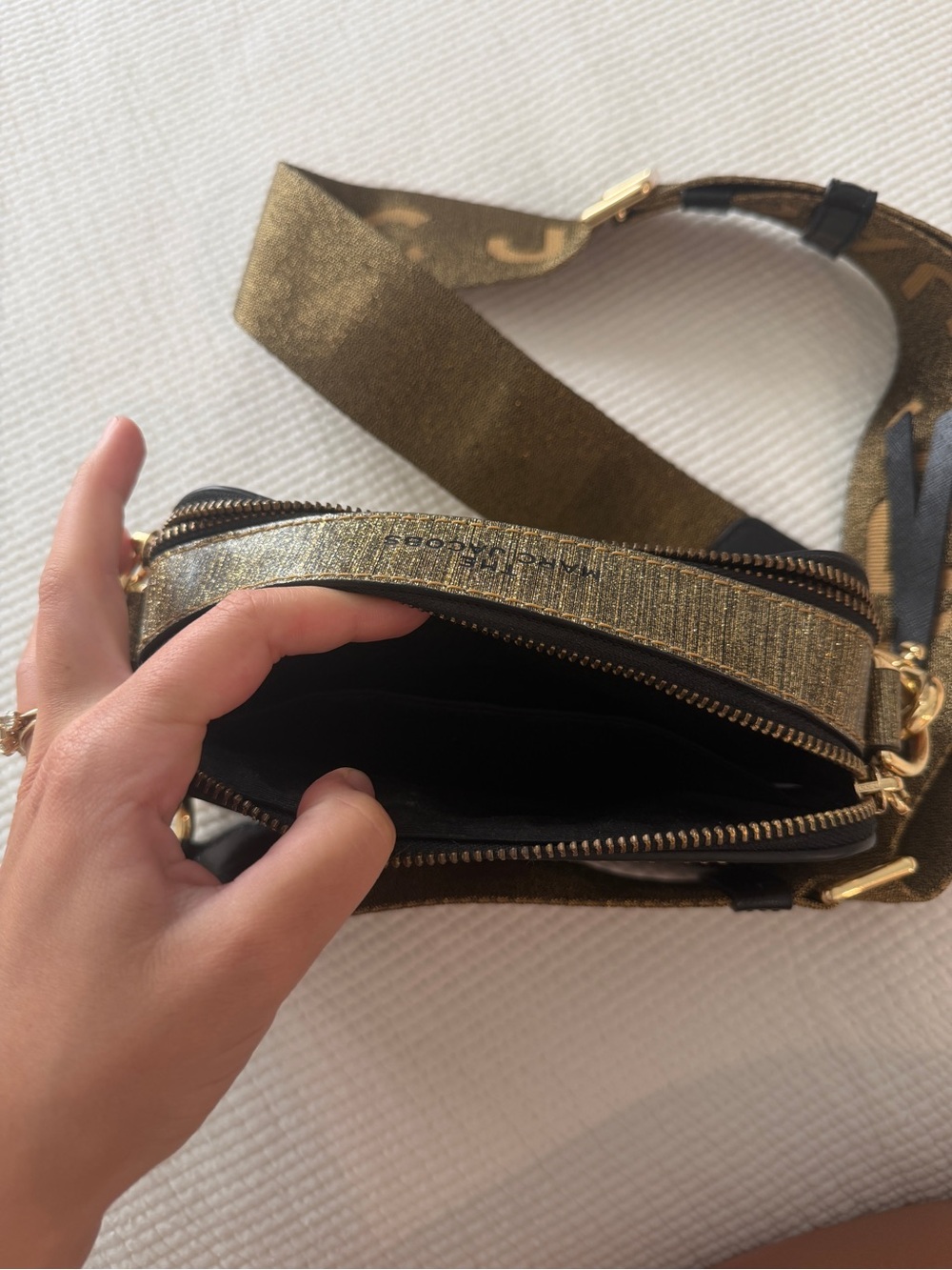 Marc Jacobs Gold Metallic Snapshot Crossbody with Branded Strap - Picture 4 of 6